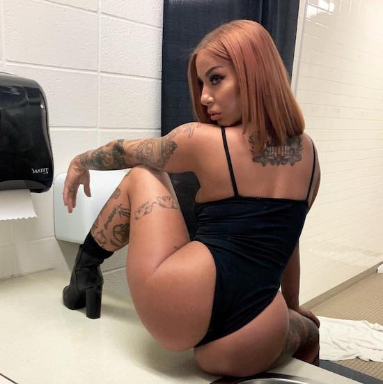 INSTA BABE OF THE DAY – TAWNY TAYLOR 21