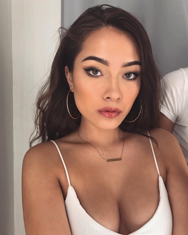 Asian Persuasion is a seduction we’re happy to fall prey to. Sexy & seductive ladies of Far East origins… (50 Photos) 105