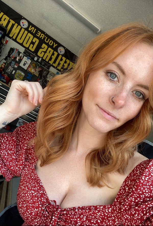 The Hottest Redhead Beauties Around The Net 46
