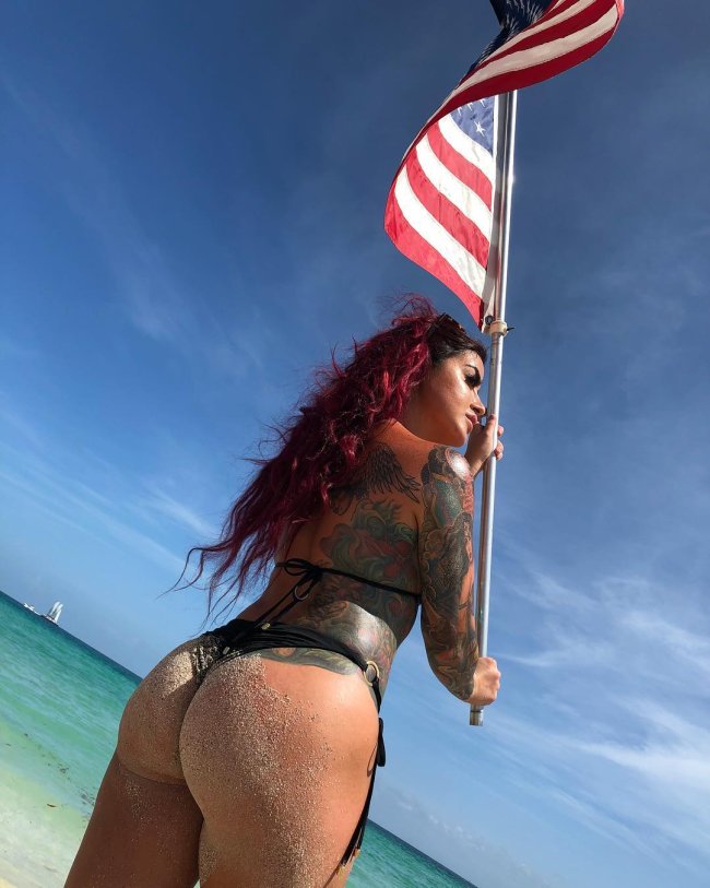 Air Force Vet Alysia Magen has us standing at attention (38 Photos) 221