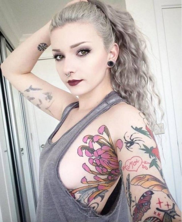 43 Hot Girls With Dyed Hair 21
