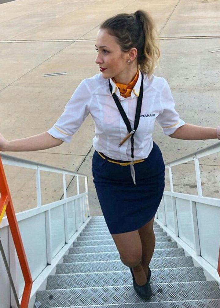 Ryanair For A Budget Airline They Still Have Some Of The Fittest Stewardesses In The World 46