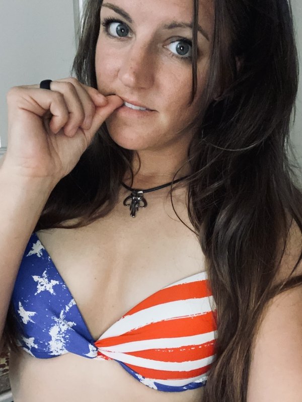You Patriotic Girls are letting FREEDOM ring (25 photos) 274