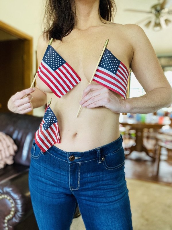 You Patriotic Girls are letting FREEDOM ring (25 photos) 42
