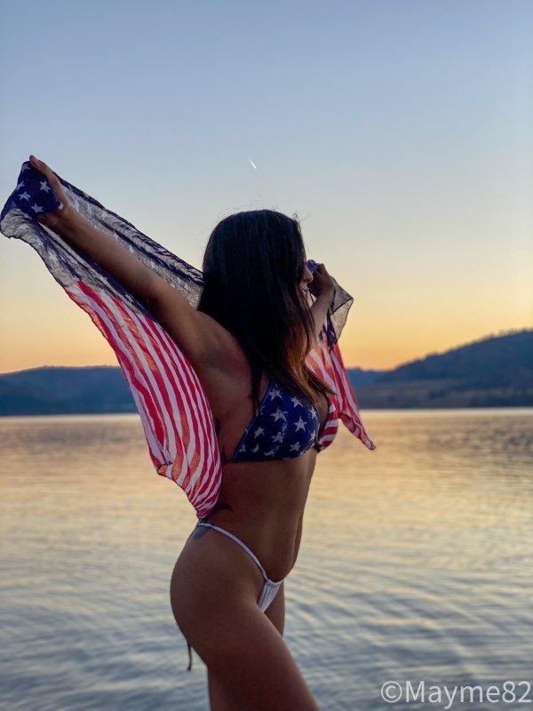 You Patriotic Girls are letting FREEDOM ring (25 photos) 9