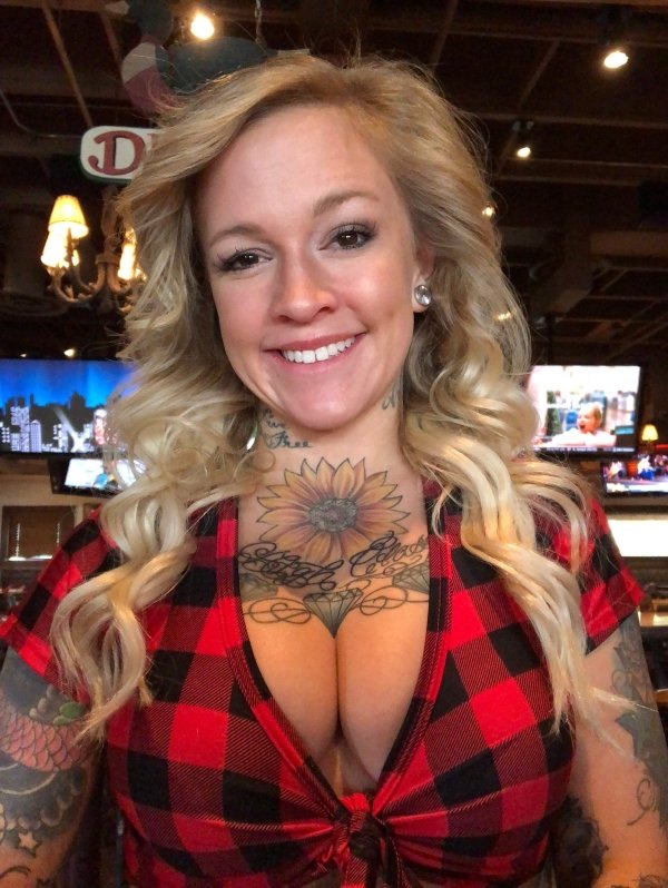 Flannel Girls Are Here To Keep You Warm This Winter :Sexy flannels are heating up this cold weather (45 Photos) 172