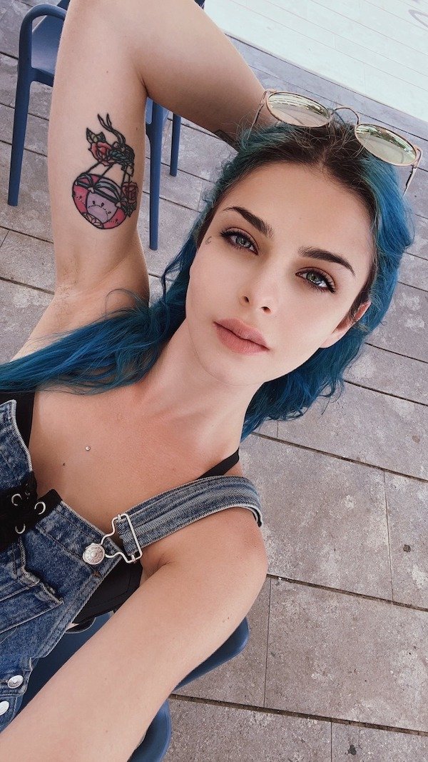 29 Hot Girls With Dyed Hair 32
