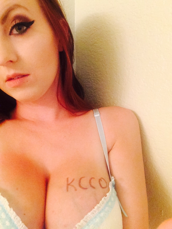 Beautiful bartenders serving up the sexy sauce (17 pics) 27