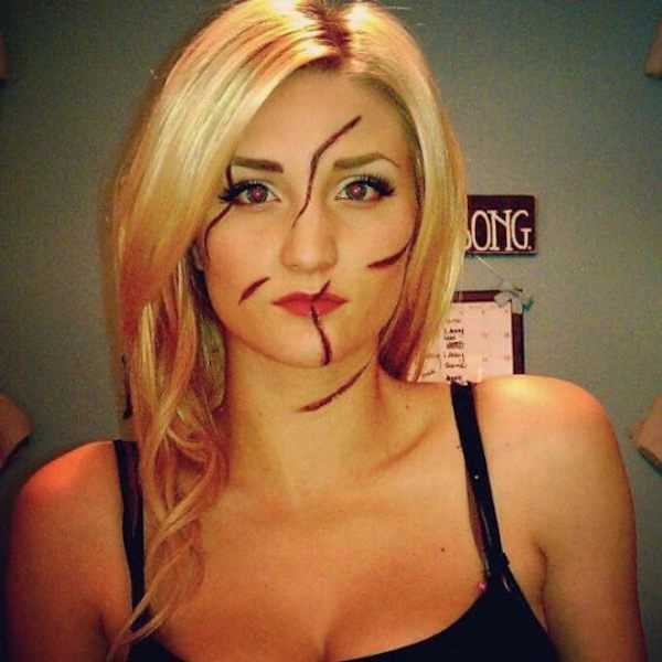 Hope you have a spooky, sexy Halloween (42 photos) 156