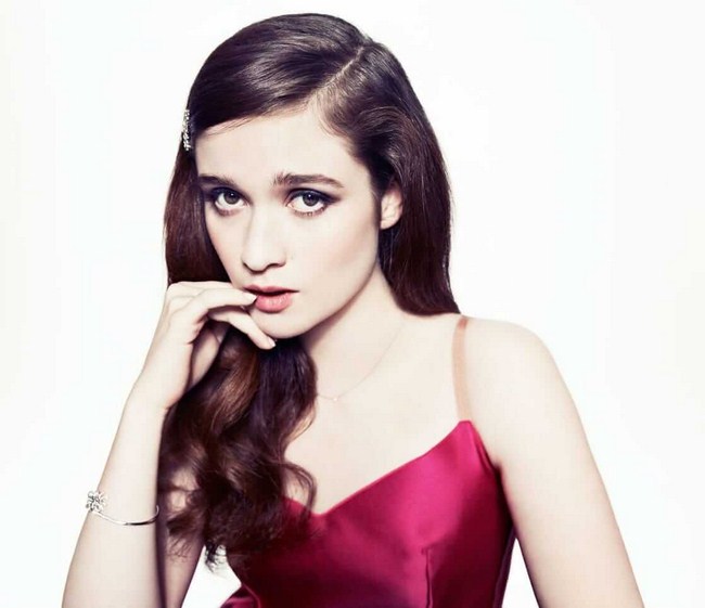 Hot Alice Englert Shows the Sexy Side of Hipsters (42 Photos) 77