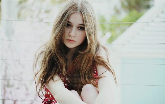 Hot Alice Englert Shows the Sexy Side of Hipsters (42 Photos) 80