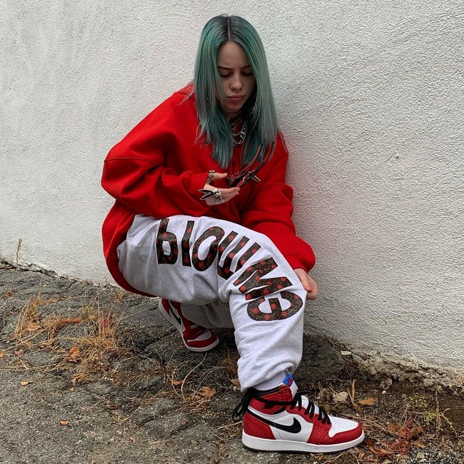 Hot Billie Eilish is Bad in All the Right Ways (31 Photos) 25
