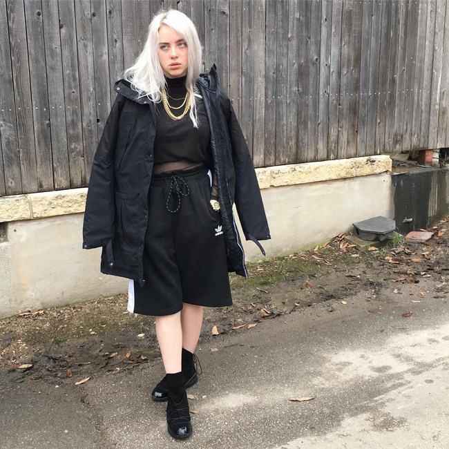 Hot Billie Eilish is Bad in All the Right Ways (31 Photos) 176
