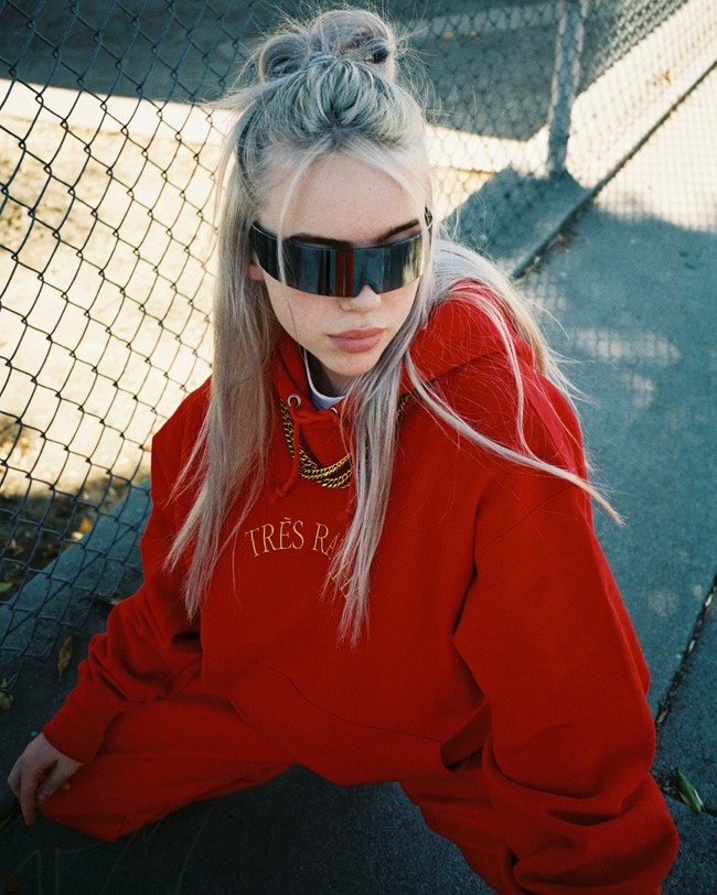 Hot Billie Eilish is Bad in All the Right Ways (31 Photos) 94