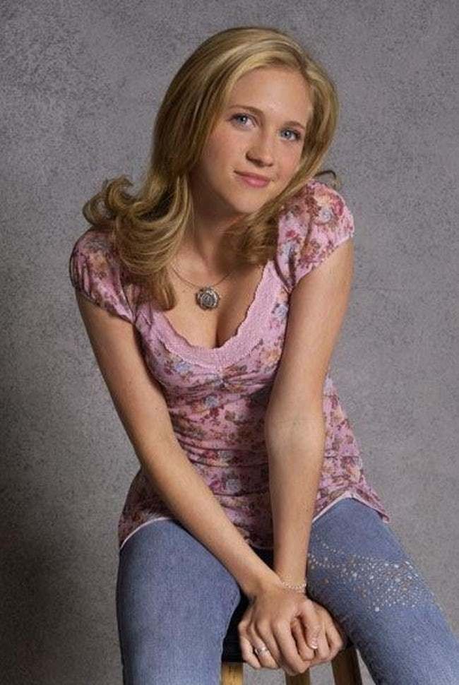 Hot Brittany Snow is Perfect (42 Photos) 38