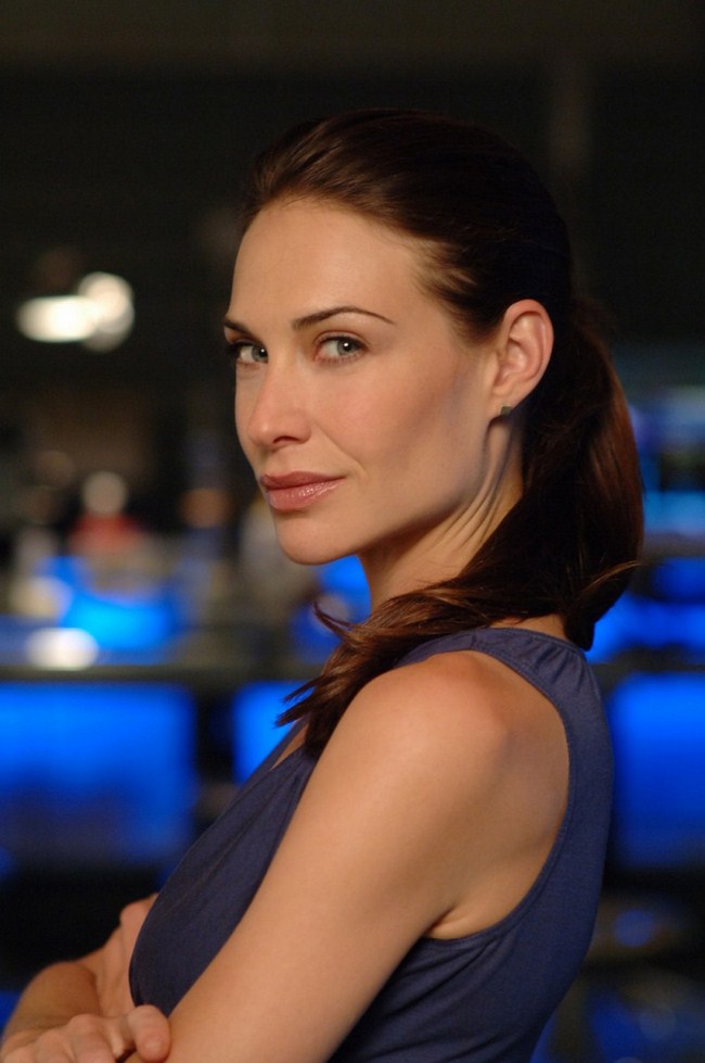 Hot Claire Forlani is Dreamy (42 Photos) 44
