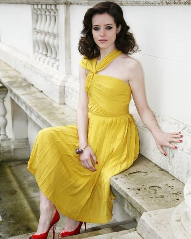 Sexy Claire Foy is a Pretty Lady (44 Photos) 42