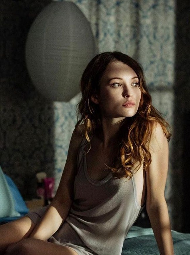 Sexy Emily Browning is a Cutie (46 Photos) 18