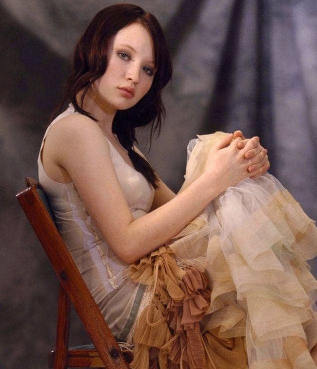 Sexy Emily Browning is a Cutie (46 Photos) 36