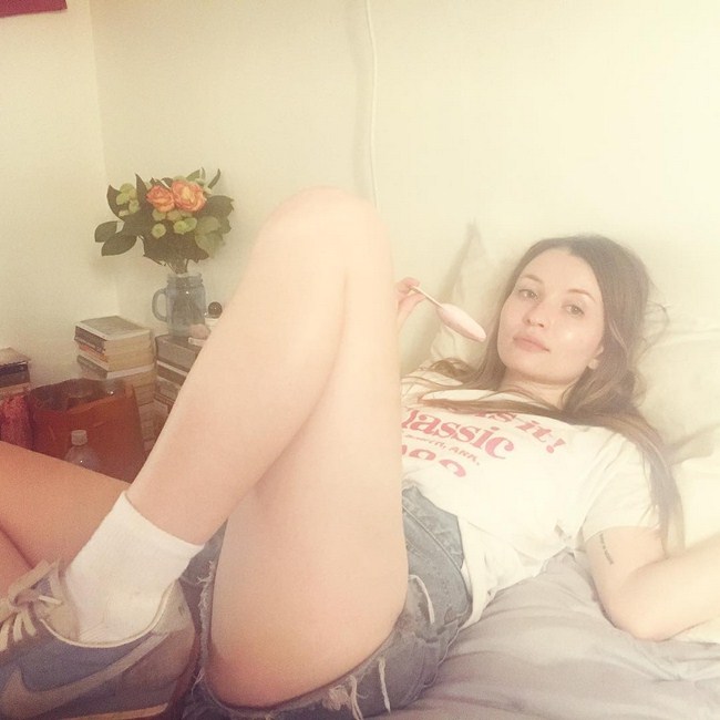 Sexy Emily Browning is a Cutie (46 Photos) 82