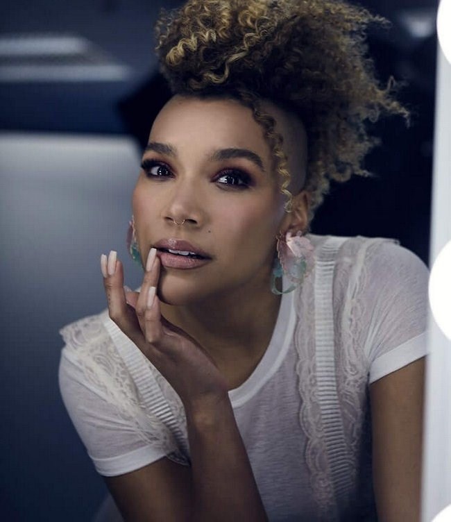 Sexy Emmy Raver-Lampman is Dreamy (45 Photos) 15