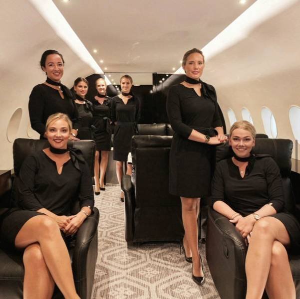 The Hottest Flight Attendants 6