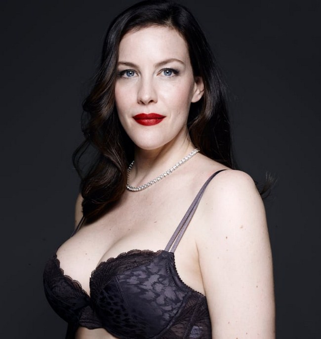 Sexy Liv Tyler’s Still Got It (46 Photos) 14