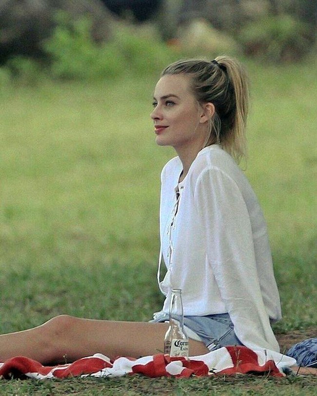 Hot Margot Robbie is Perfection (45 Photos) 75