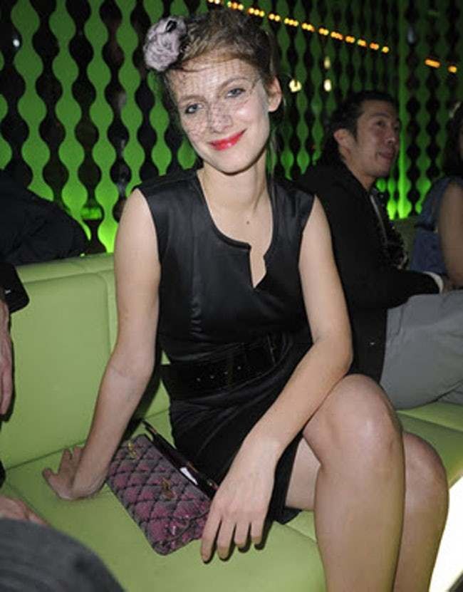 Sexy Mélanie Laurent is a Pretty Lady (46 Photos) 135