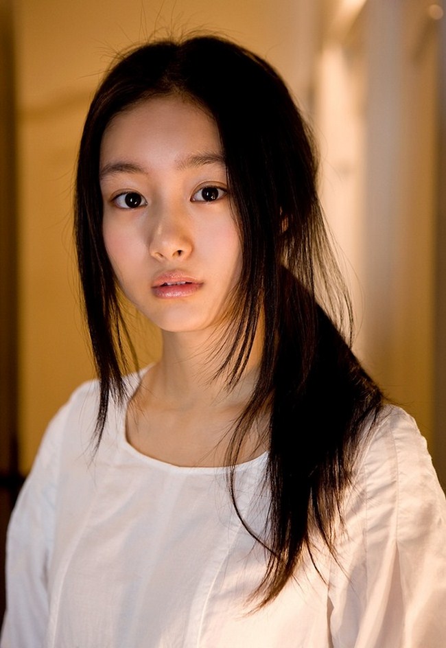 Hot Shiori Kutsuna is a Cutie (43 Photos) 17