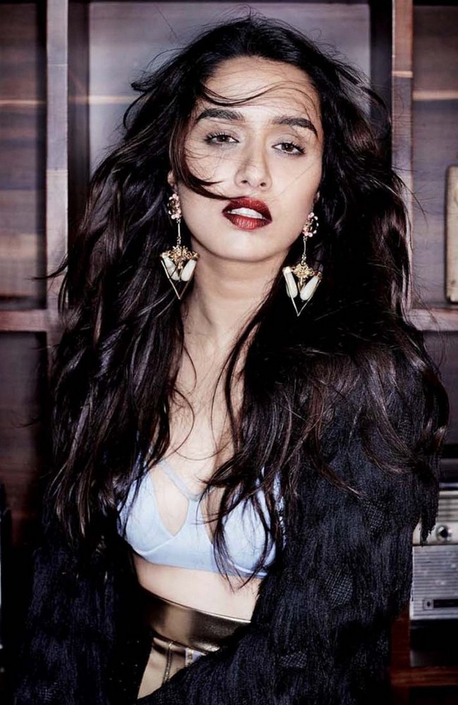 Sexy Shraddha Kapoor is a Stunner (41 Photos) 276