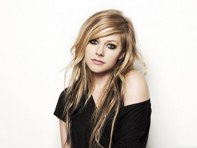 Hot Avril Lavigne is a Rebellious Beauty (46 Photos) 70