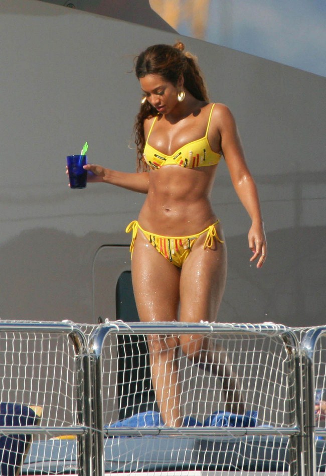 Sexy Beyoncé is Queen of Everything (49 Photos) 56