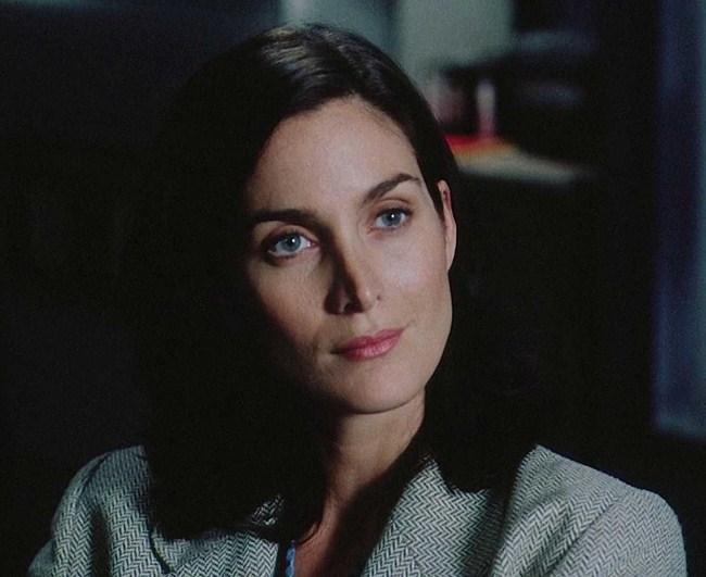 Sexy Carrie-Anne Moss is Hot in Every Reality (43 Photos) 33
