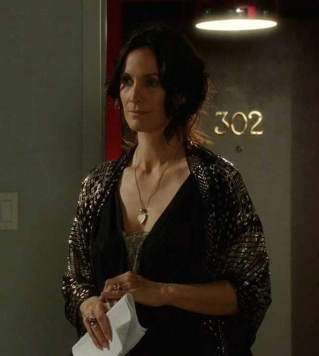 Sexy Carrie-Anne Moss is Hot in Every Reality (43 Photos) 43