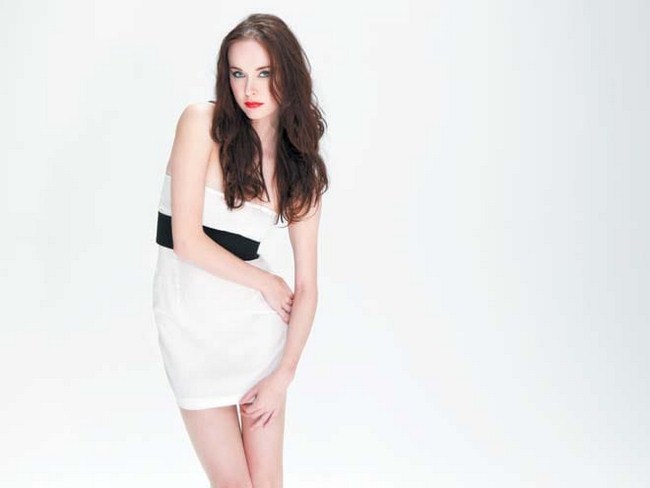 Hot Elyse Levesque is Canada’s Best Export (41 Photos) 375