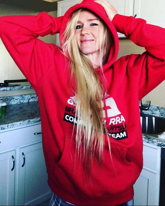 Sexy Holly Holm is a Beautiful Badass (42 Photos) 26