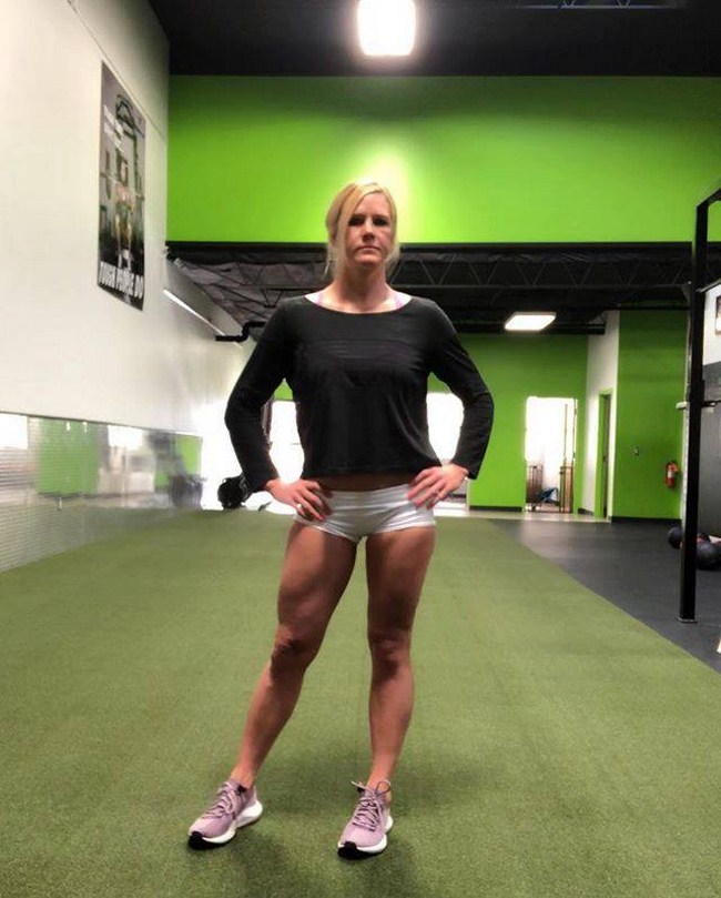 Sexy Holly Holm is a Beautiful Badass (42 Photos) 32