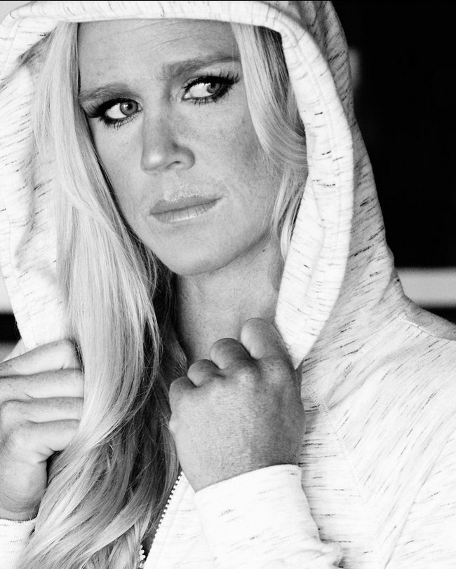 Sexy Holly Holm is a Beautiful Badass (42 Photos) 82