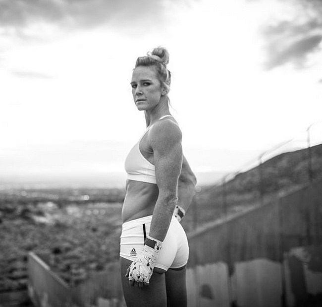 Sexy Holly Holm is a Beautiful Badass (42 Photos) 83