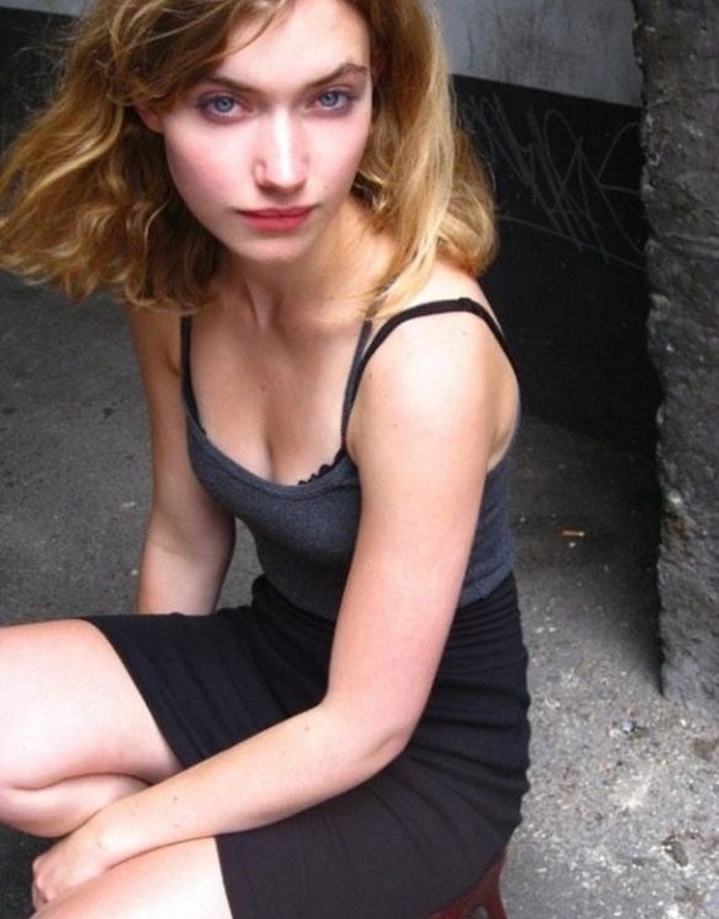 Sexy Imogen Poots is a Cutie (50 Photos) 75