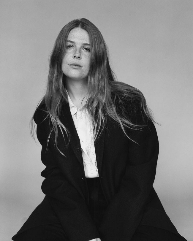 Sexy Maggie Rogers is a Badass (44 Photos) 60