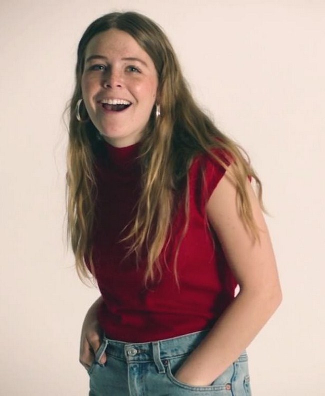 Sexy Maggie Rogers is a Badass (44 Photos) 156