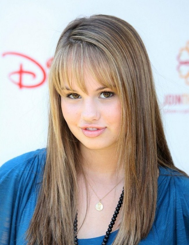 Debby Ryan sexiest pictures from her hottest photo shoots. (3)