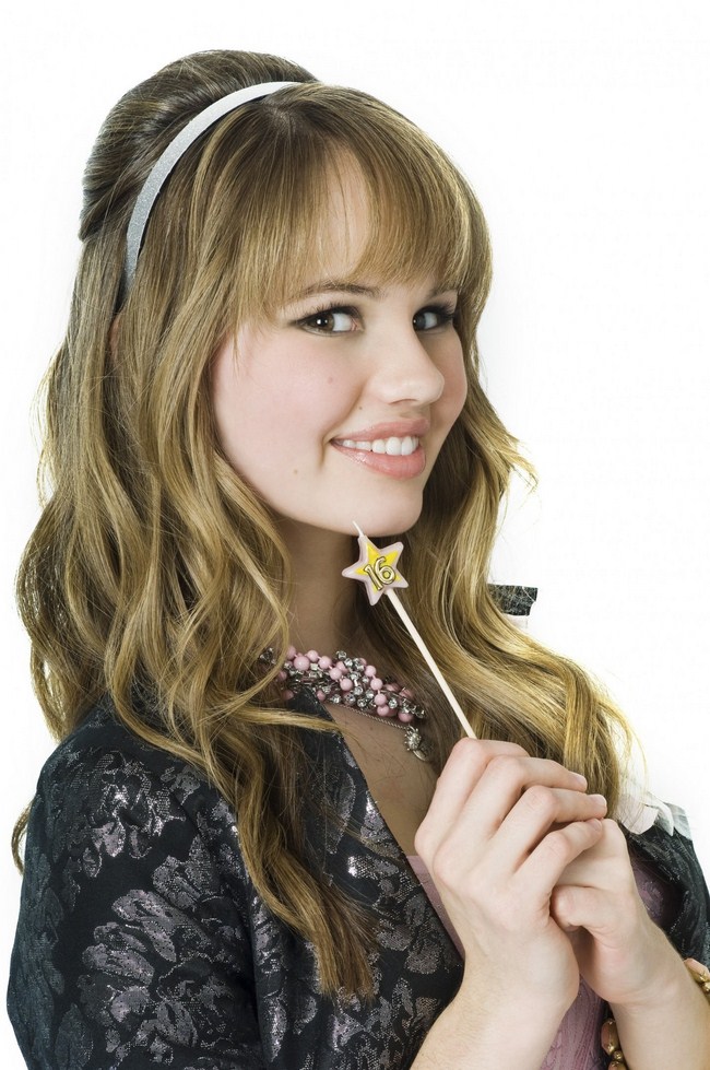 Debby Ryan sexiest pictures from her hottest photo shoots. (1)
