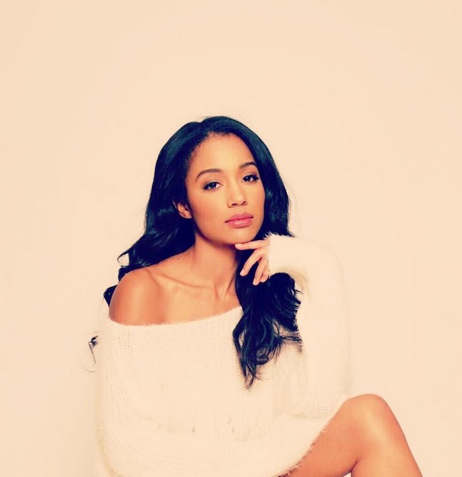 Erinn Westbrook sexiest pictures from her hottest photo shoots. (22)