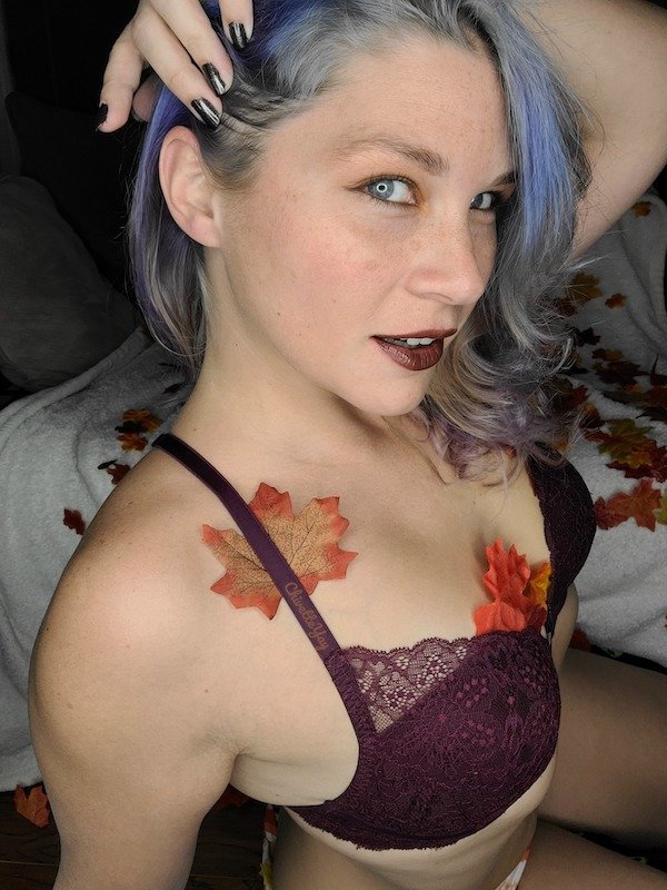 30+ Sexy Girls With Dyed Hair 130