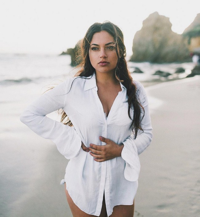 Sexy Inanna Sarkis is Perfection (36 Photos) 41