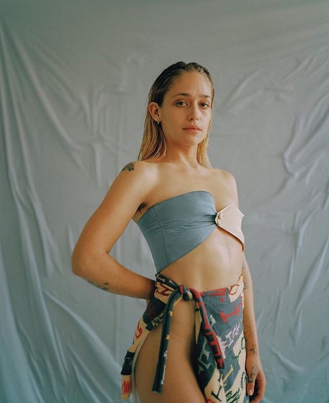 Jemima Kirke sexiest pictures from her hottest photo shoots. (3)