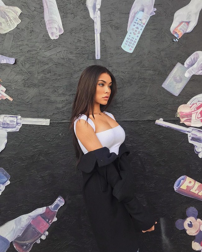 Sexy Madison Beer is so Hot it Hurts Like Hell (41 Photos) 14